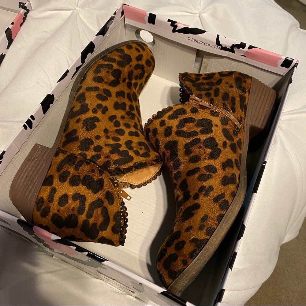 Leopard booties - Picture 3 of 7